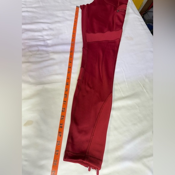 LULULEMON ATHLETICA Red Keep the Fleece leggings size 8 - Picture 15 of 15
